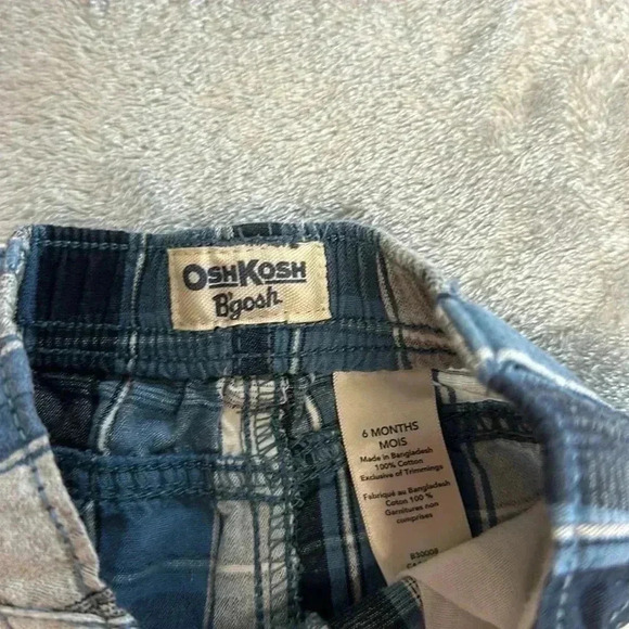 Ecko unltd and OshKosh - pair of infant shorts. Size 6 months - Picture 6 of 8